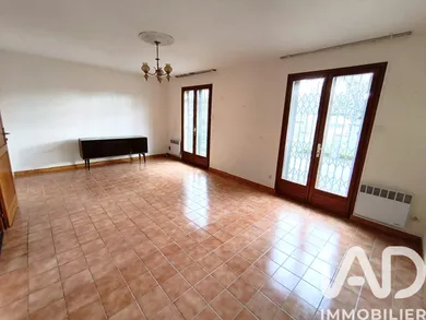 Pavillon à Donnemarie-Dontilly (77520)