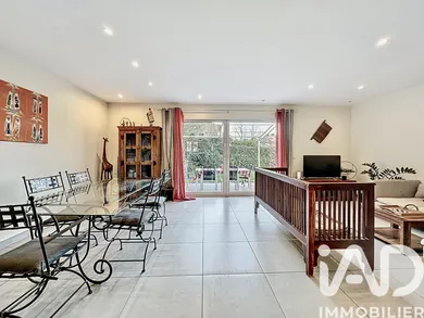 House in Ollioules (83190)