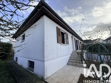 Detached house in Soucy (89100)
