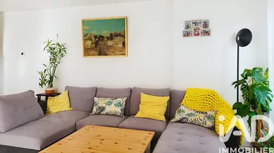 Apartment in Décines-Charpieu (69150)