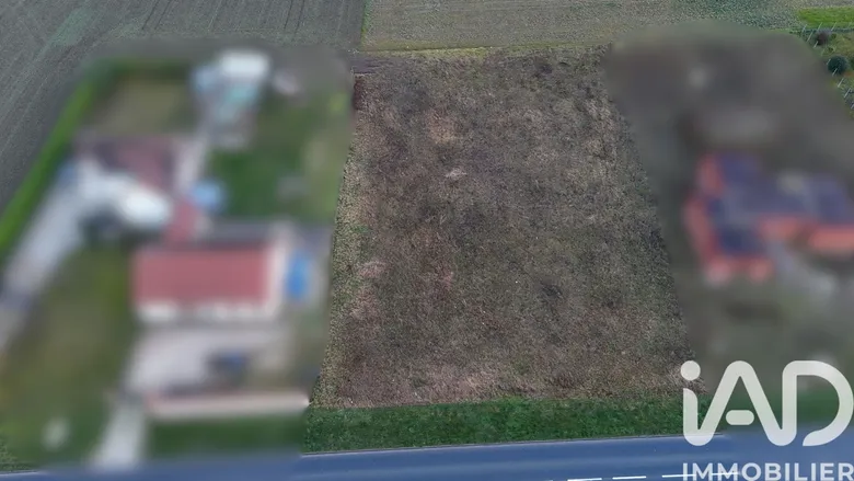 Terrain à bâtir à Ascoux (45300) · 44 500 €