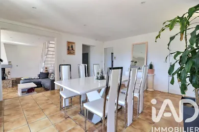Maison traditionnelle à Le Val (83143)