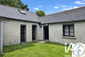 Village house in Languenan (22130)