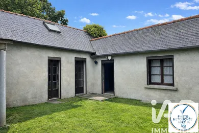 Village house in Languenan (22130)