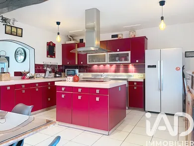House in Champs-sur-Marne (77420)