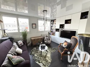 Apartment in Fleury-les-Aubrais (45400)