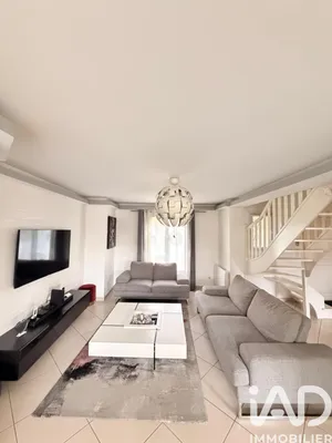 Traditional house in Chambly (60230)