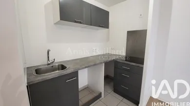 Apartment in Moissy-Cramayel (77550)