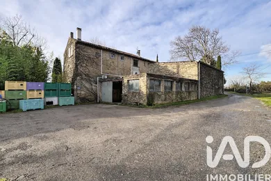 Mas à Orange (84100)