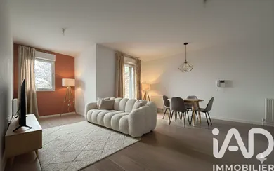 Apartment in Nantes (44300)