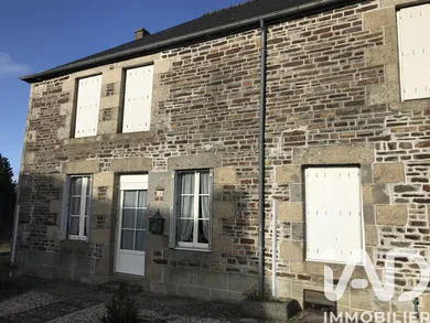 Village house in Madré (53250)