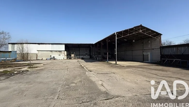 Terrain à bâtir à Vedène (84270) · 585 000 €