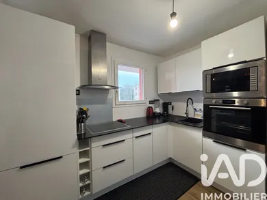 Apartment in Senlis (60300)