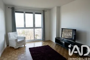 Apartment in Suresnes (92150)