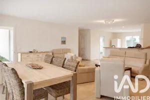 House in Sainte-Jalle (26110)