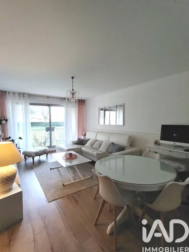 Appartement à Les Ulis (91940)
