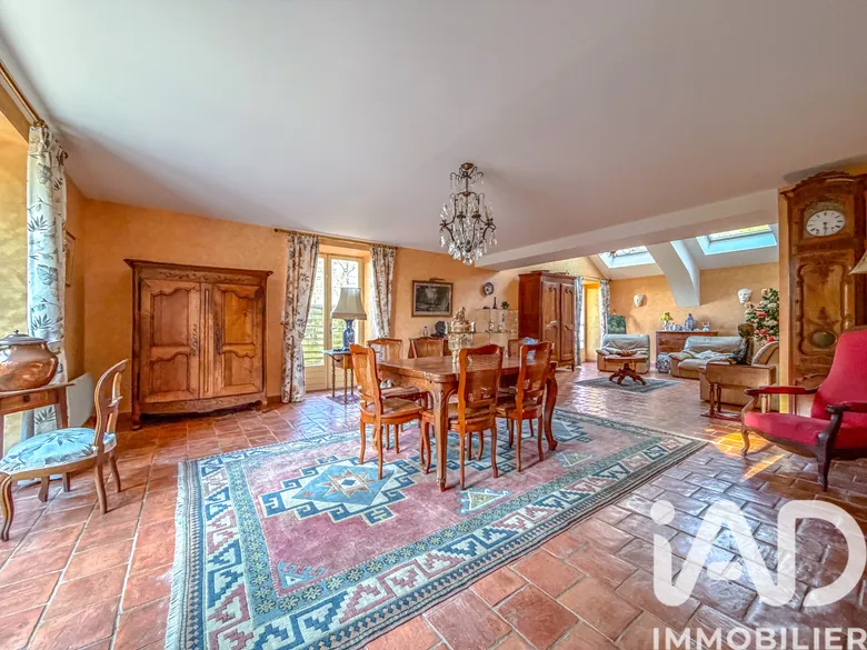 Maison 6 pièces 211 m² · à Betton · 211 m² · 521 000 €