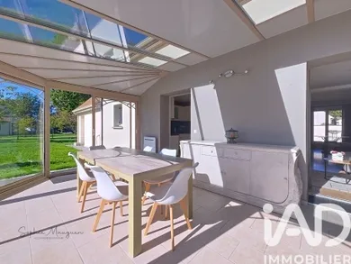 Maison à Villeneuve-les-Bordes (77154)