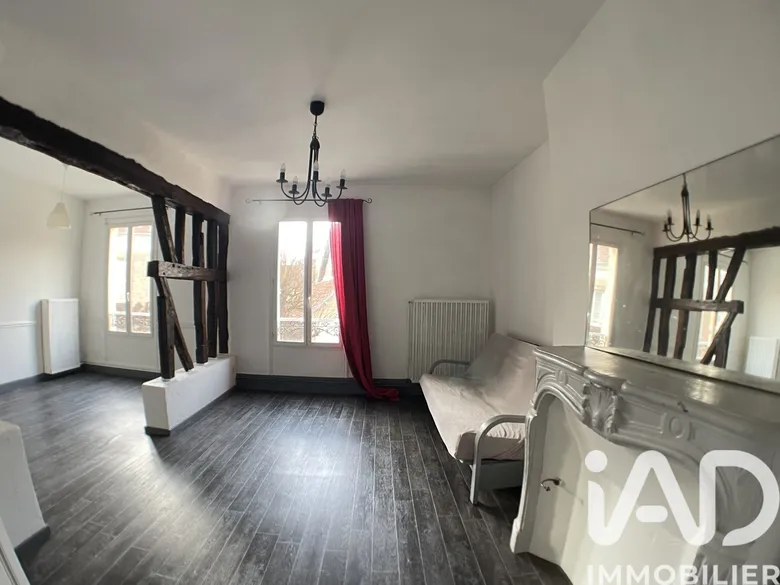 Immeuble 101 m² · à Sens · 100,6 m² · 165 000 €