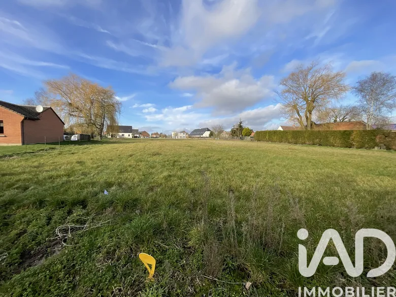 Terrain à bâtir à Cuvillers (59268) · 77 000 €