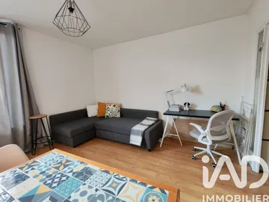 Apartment in Arcueil (94110)