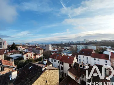 Apartment in Arcueil (94110)