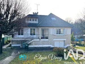 Maison à Auffreville-Brasseuil (78930)