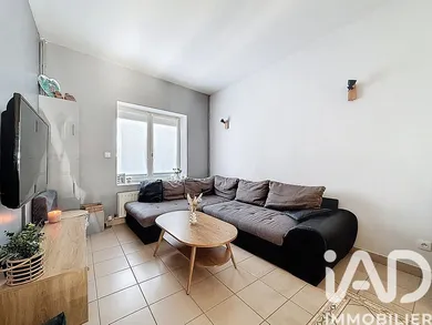 House in Neuville-en-Ferrain (59960)