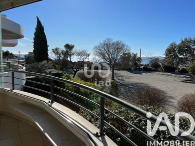 Apartment in Saint-Raphaël (83700)