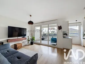 Apartment in Chessy (77700)