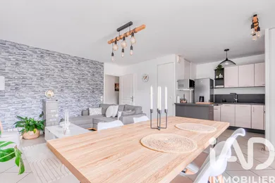 Apartment in Chessy (77700)