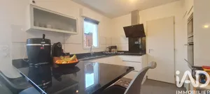 Maison à Saint-Jean-de-la-Ruelle (45140)