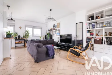 Apartment in Villeurbanne (69100)