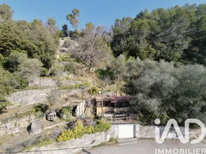 Chalet in Gilette (06830)