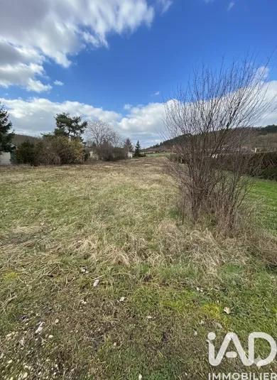 Building plot in Saint-Aubin-sur-Yonne (89300)