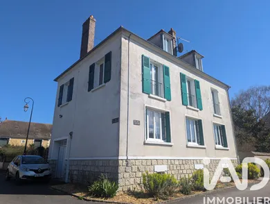 Townhouse in Neuvy-sur-Loire (58450)