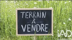 Terrain à bâtir à Vaux-le-Pénil (77000)