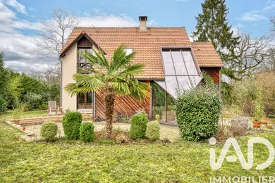 Architectural house in Triel-sur-Seine (78510)