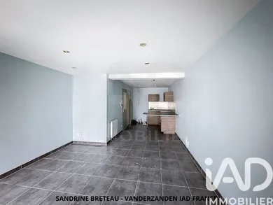 Immeuble à Puiseaux (45390)