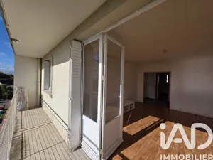 Apartment in Saint-André-les-Vergers (10120)