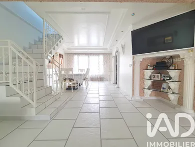 House in Montfermeil (93370)