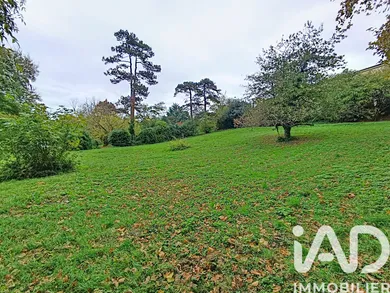 Building plot in Varennes (31450)