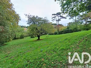 Building plot in Varennes (31450)