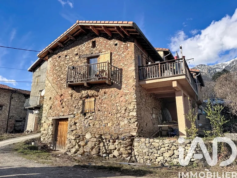 Maison 4 pièces 109 m² · à Roquebilliere · 109 m² · 315 000 €