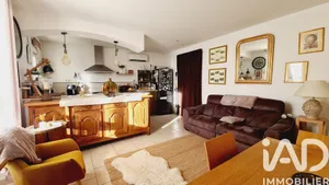 Apartment in Carpentras (84200)