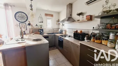 Apartment in Carpentras (84200)