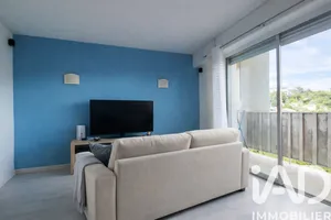 Apartment in Le Cannet (06110)
