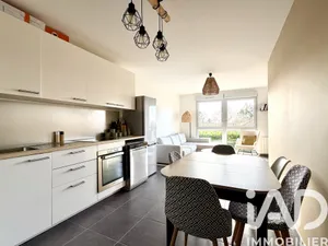 Apartment in Ambérieux-en-Dombes (01330)