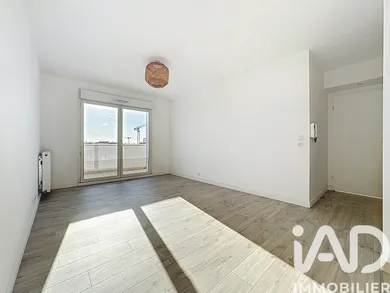 Apartment in Le Blanc-Mesnil (93150)