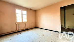 Apartment in Saint-Yan (71600)